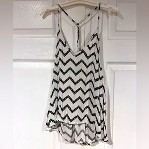 Forever 21 BoHo tank top. Size L. White and black tribal pattern.